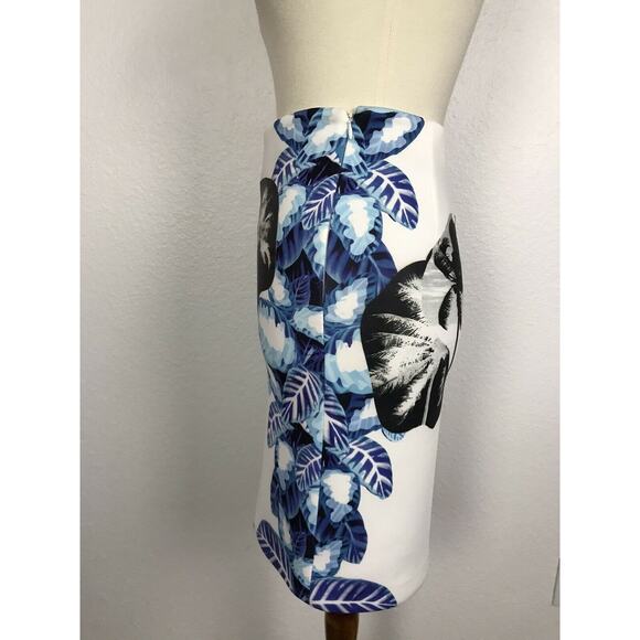 Opening Ceremony Pelagic Print Skirt - Picture 7 of 8